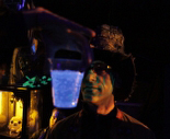 Schwarzlichtspiele Performance